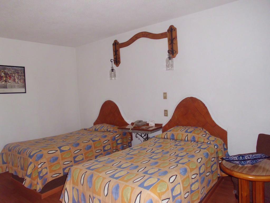 Hotel La Posada Apizaco Room photo